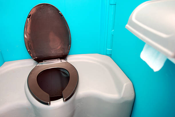 Best Emergency porta potty rental  in Washburn, ND