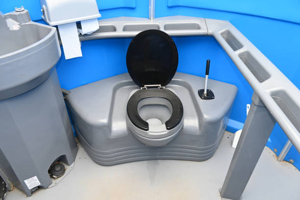 Portable Toilet Options We Offer in Washburn, ND